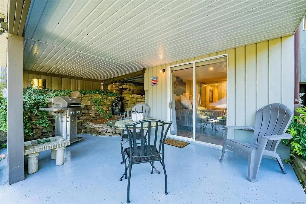 아파트 Trails End Beach House Suite With Hot Tub And Beach Bedroom Cabin! 레이디스미스